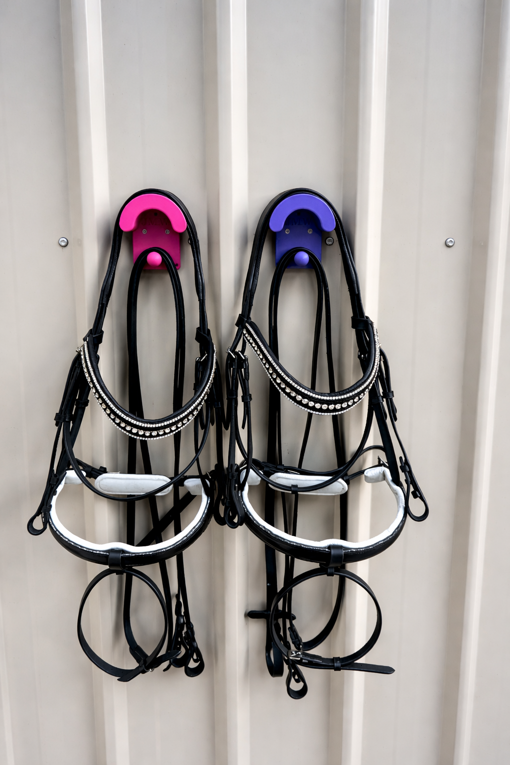 5 Ways Magnetic Tack Hangers Transform Your Tack Room